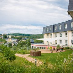 Altenpflegeheim Thalheim draußen anlagen 