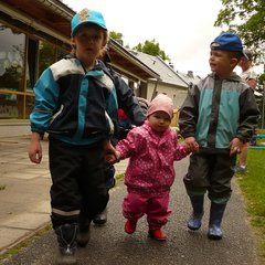 Kita Johanngeorgenstadt Kinder im Garten